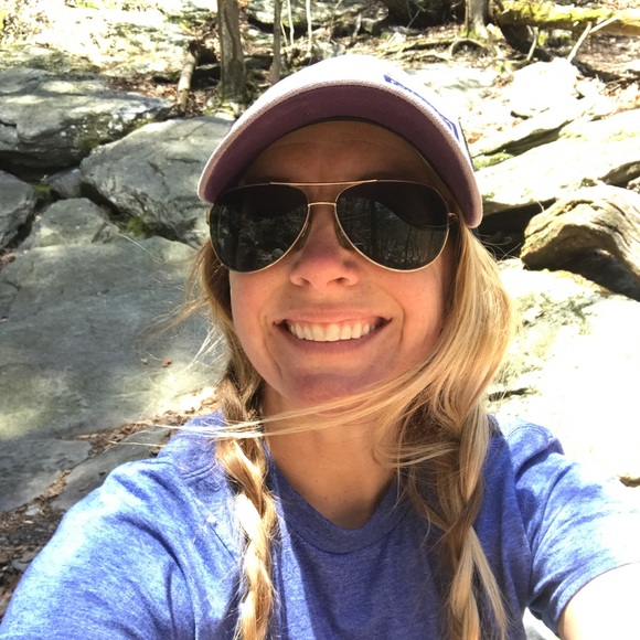 Meet your Posher, Michelle - Picture 1 of 1